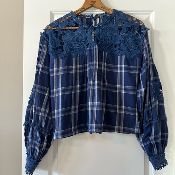 Free People Darling Diane Plaid Balloon Sleeve Lace Top w Measurements! Size M - Picture 3 of 13